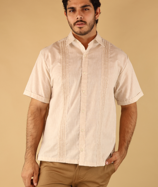 Camisa Tipo Guayabera Hombre Manga Corta Caqui Con Alforzas al Frente